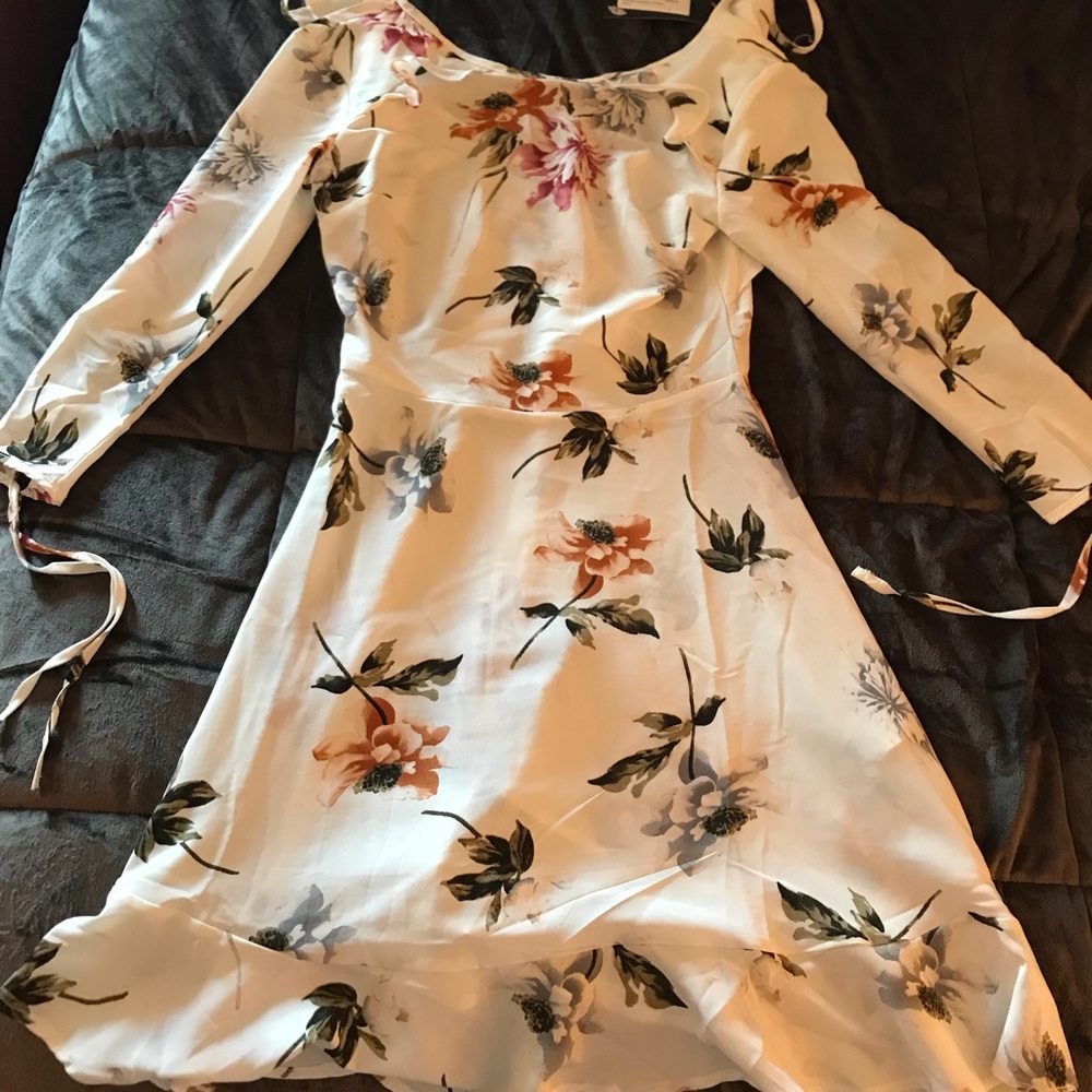 Open back long sleeve tea dress!
